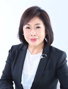 田中彩子氏