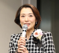 福島 由美氏