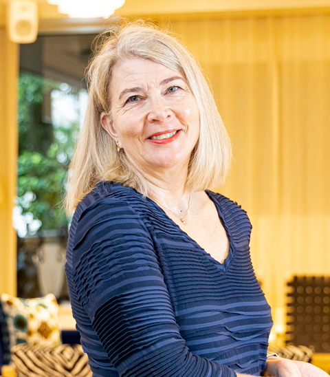 駐日フィンランド共和国大使 タンヤ・ヤースケライネン 氏 Ambassador of the Republic of Finland H.E. Ms. Tanja JÄÄSKELÄINEN