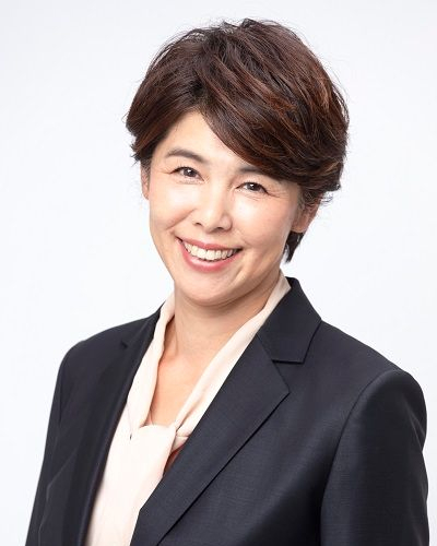 
                                                                 Mayor of Kasaoka-shi Noriko Kurio
                                